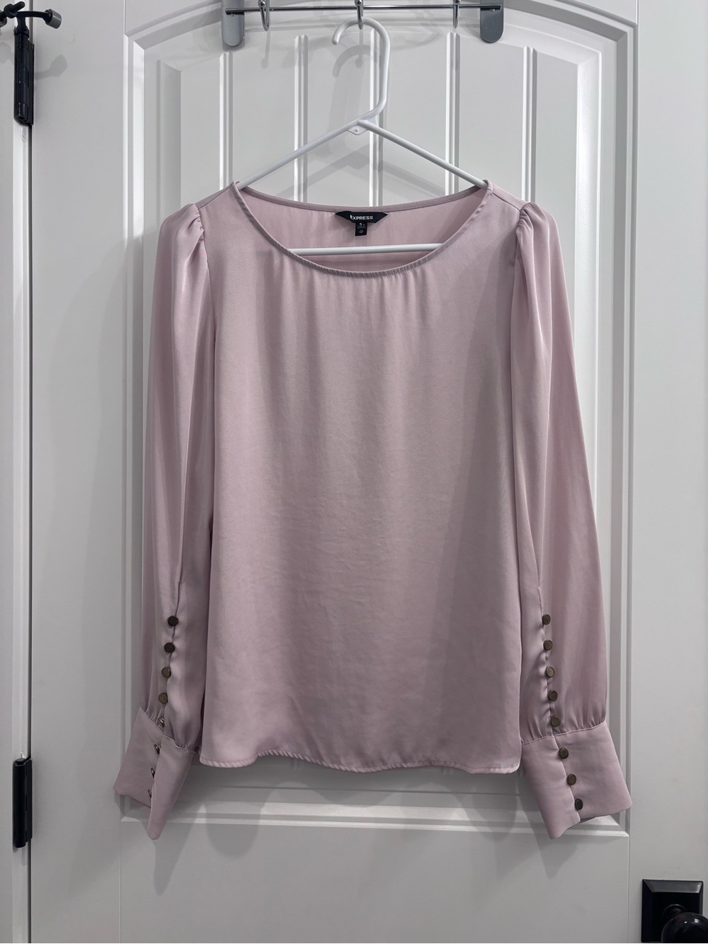 Express Pale Mauve Long Sleeve Button-Cuff Blouse